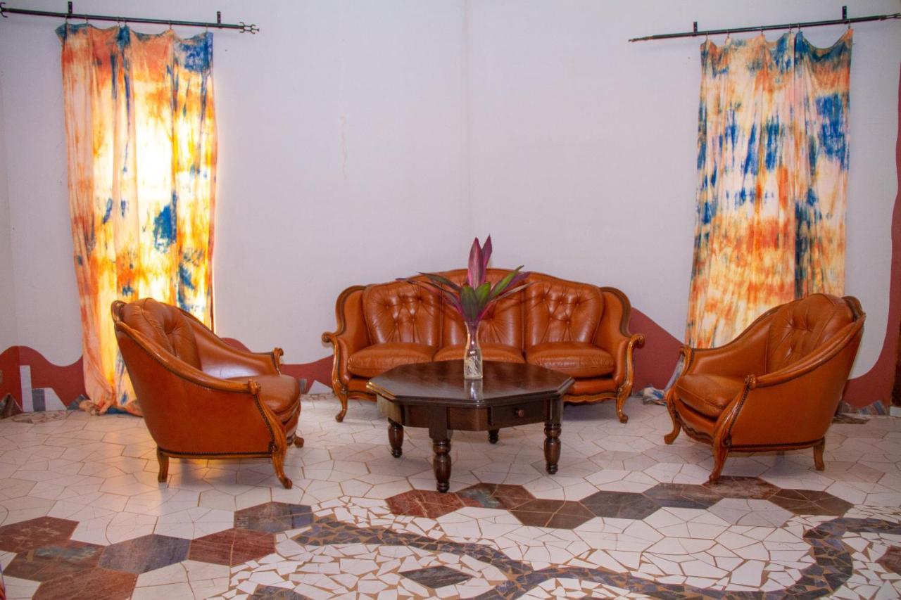Mama Africa Art Residence & Art Center Gambia Tanji المظهر الخارجي الصورة