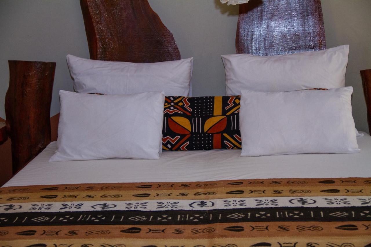 Mama Africa Art Residence & Art Center Gambia Tanji المظهر الخارجي الصورة