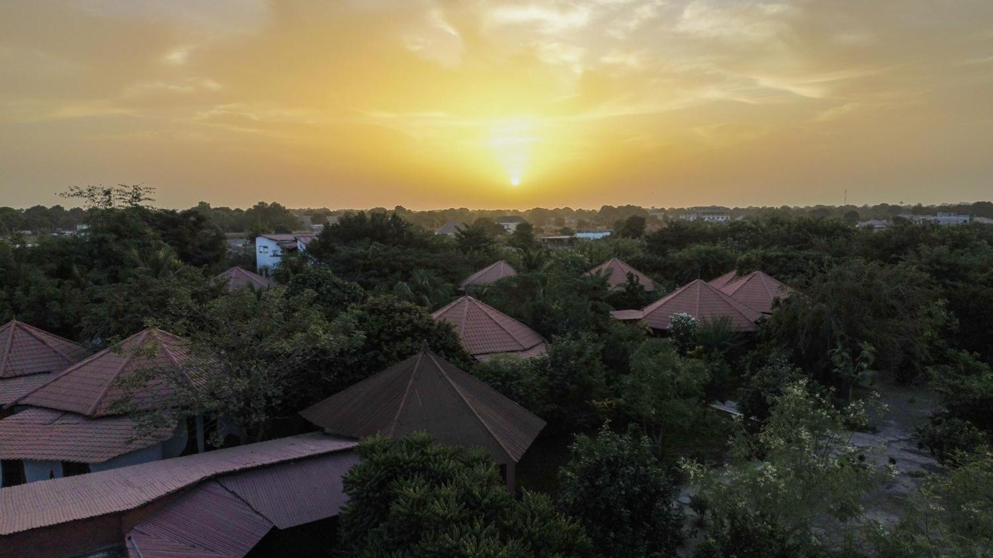 Mama Africa Art Residence & Art Center Gambia Tanji المظهر الخارجي الصورة